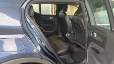 Volvo Xc40 2.0 B4P Inscription 5dr Auto Petrol Estate